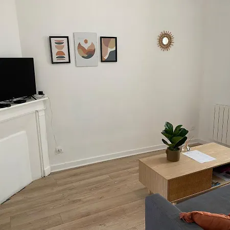 Apartmán Acacia Terrasse*proche Centre-ville Et Chu